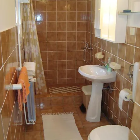 Studio Apartman Omisalj Exterior photo